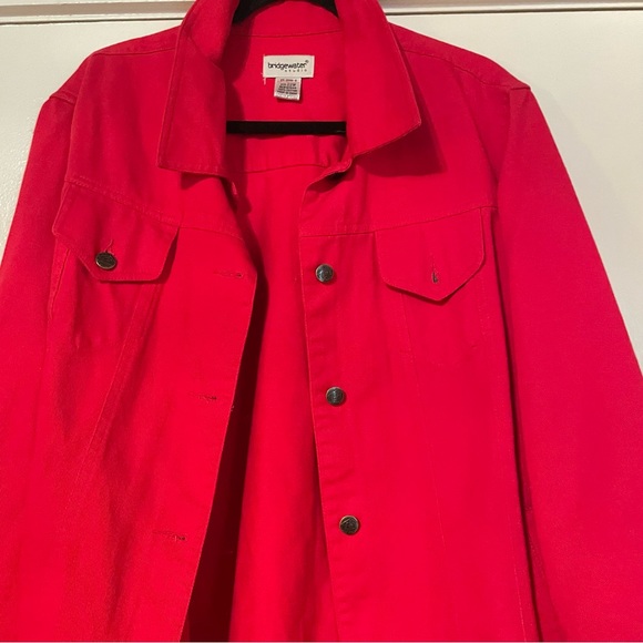 Bridge water studio 💯 cotton trucker denim jacket. - Picture 3 of 5